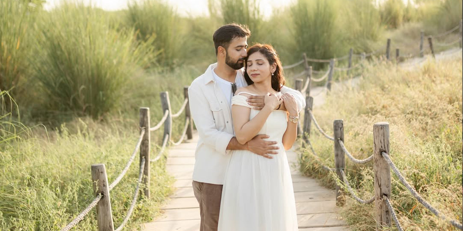 Elegant Couple Shoot Expert in Noida